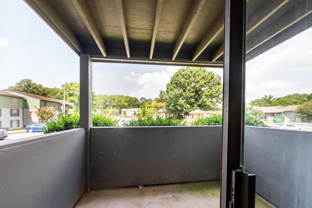 Photo of Patio Balcony in Crestline Heights