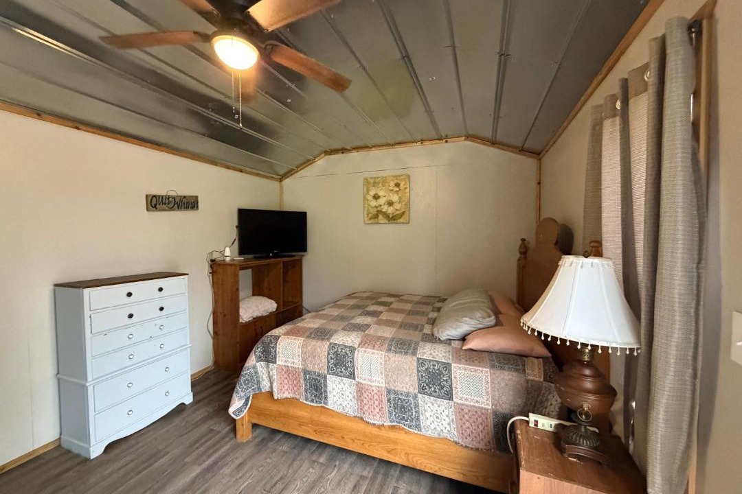 Photo of Bedroom in Rocksprings