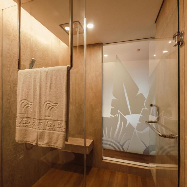 Photo of Bathroom in Kartika Plaza