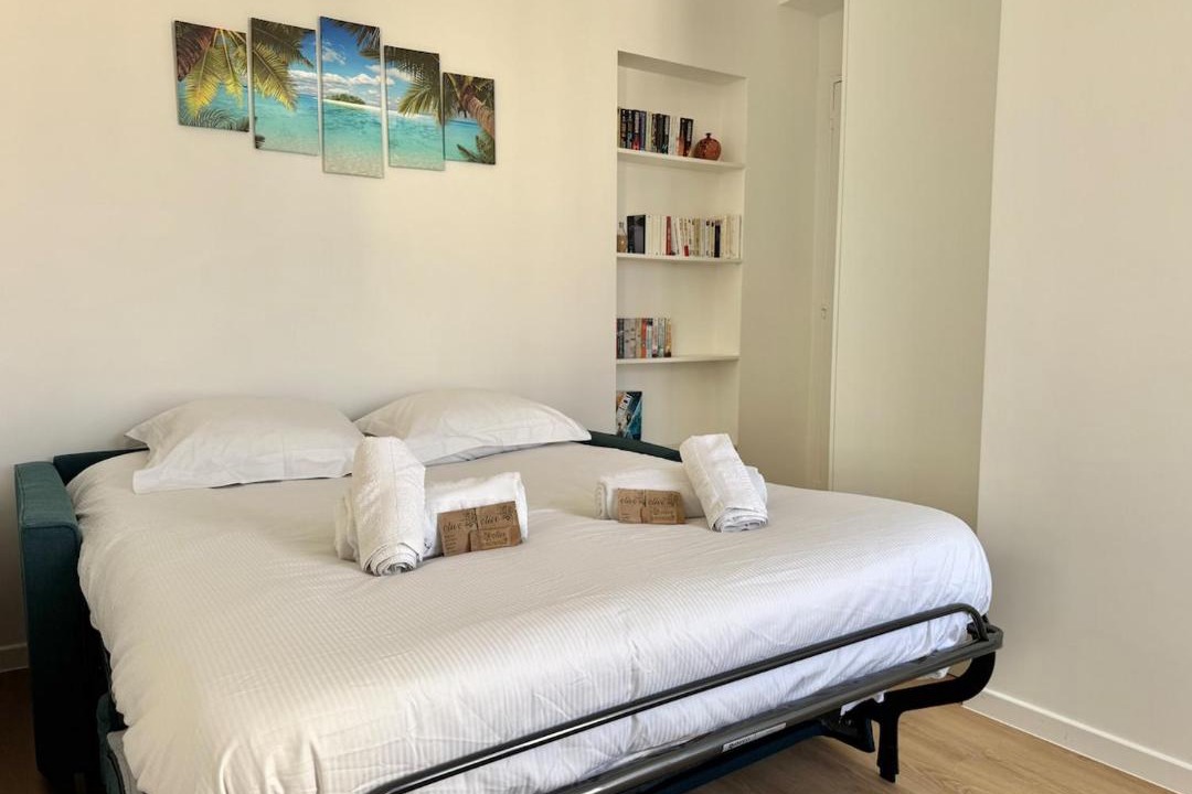 Photo of Bedroom in Maisons-Laffitte