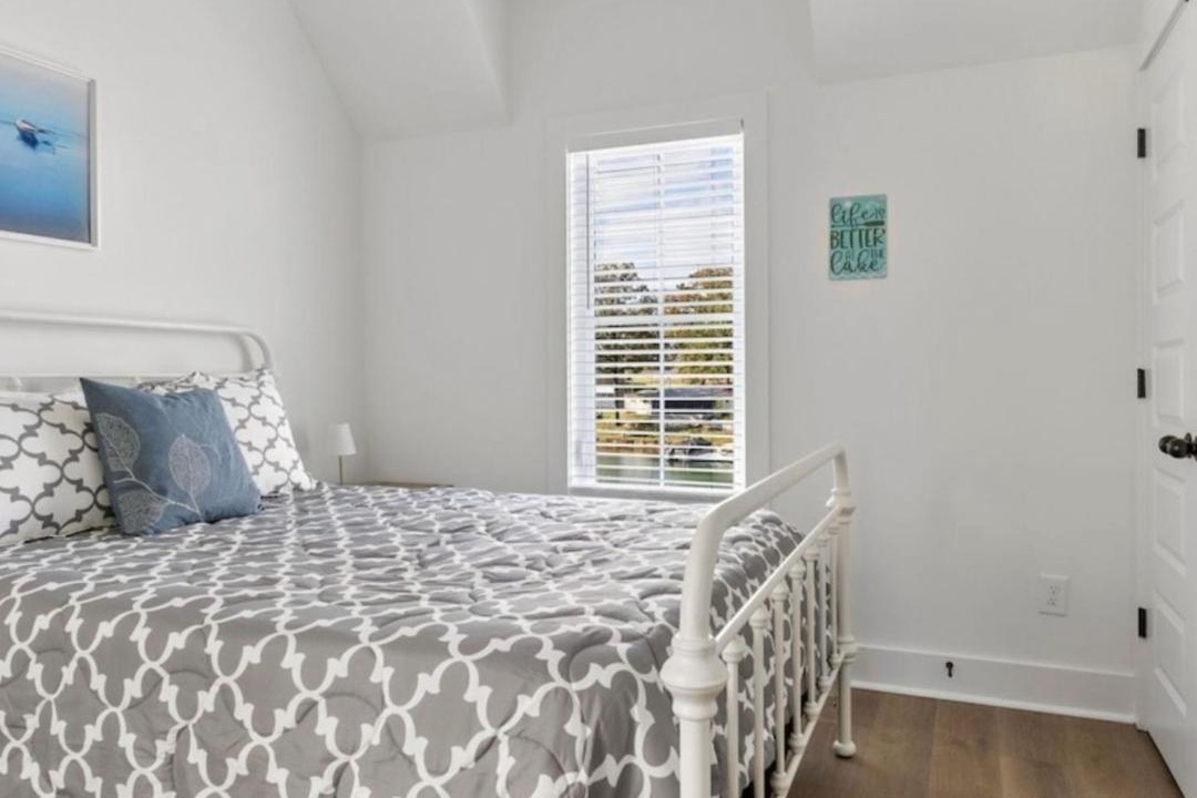 Photo of Bedroom in Dadeville