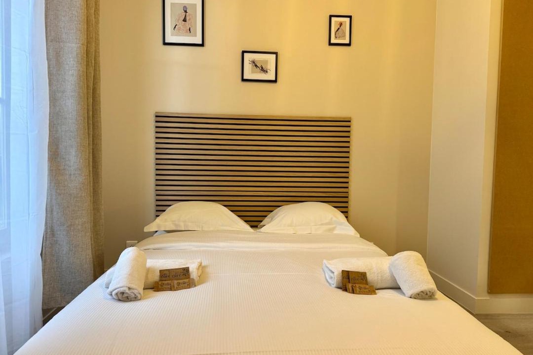 Photo of Bedroom in Maisons-Laffitte