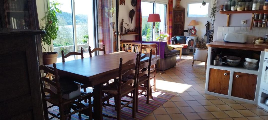 Photo of Kitchen in Tredrez-Locquemeau