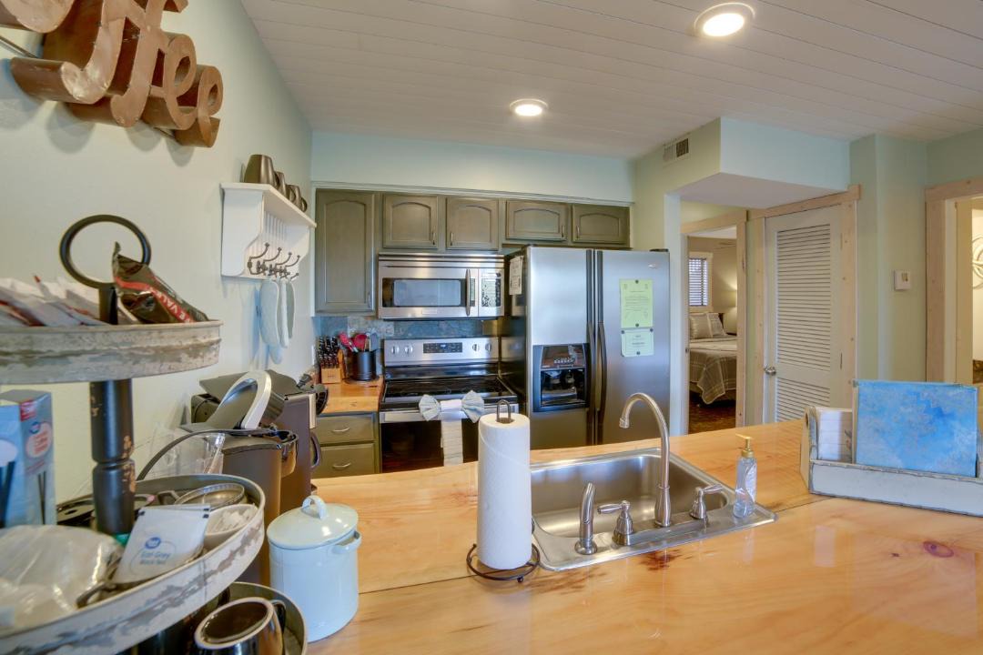 Photo of Others in Notch Estates