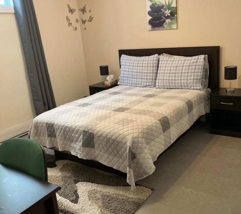 Photo of Bedroom in Jonquiere