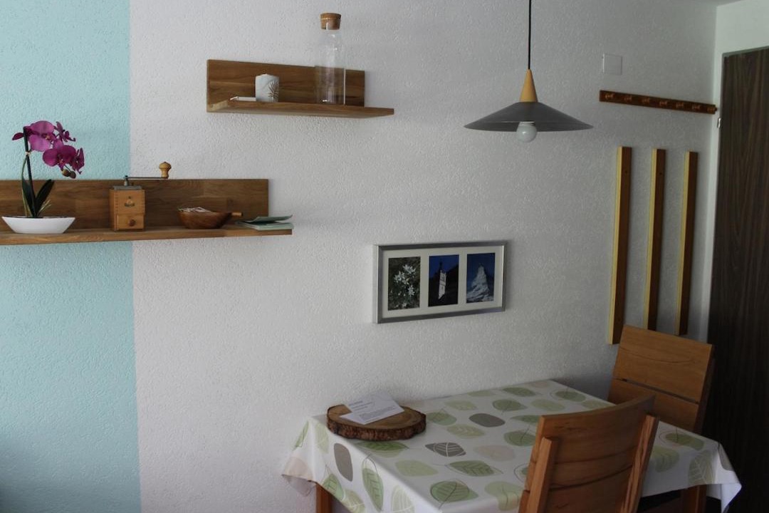 Photo of Others in Taesch