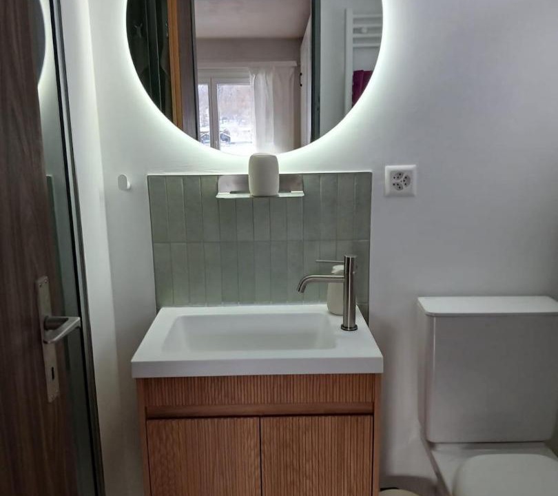 Photo of Bathroom in Taesch