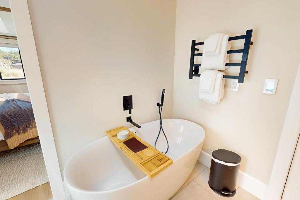 Photo of Bathroom in Sea Ranch