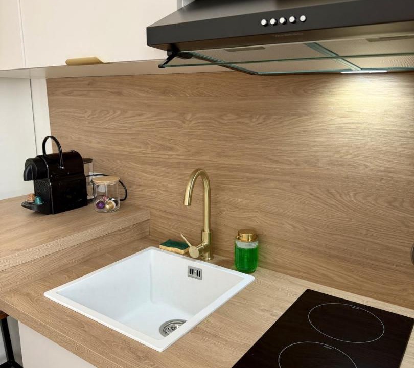 Photo of Kitchen in Saint-Helier
