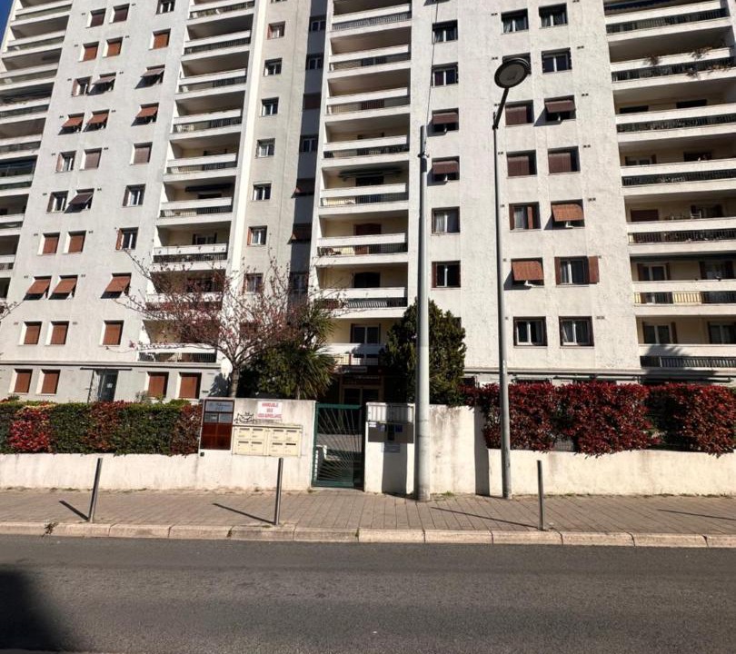 Photo of Others in Lemasson