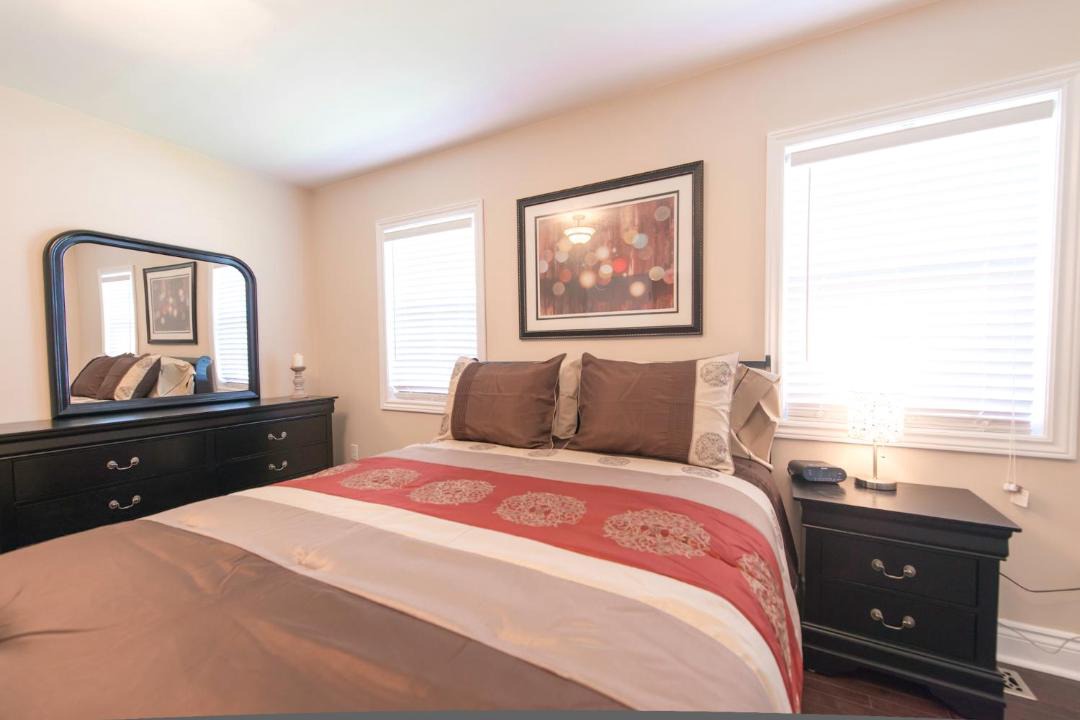 Photo of Bedroom in Crystal Beach