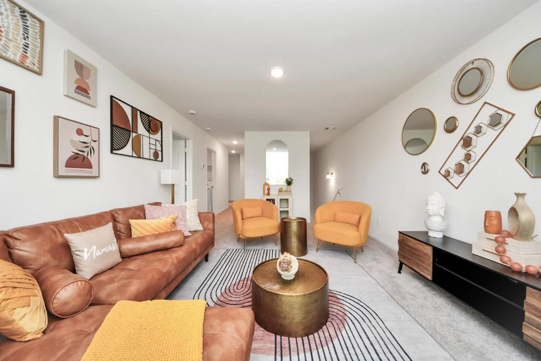 Photo of Livingroom in Northside