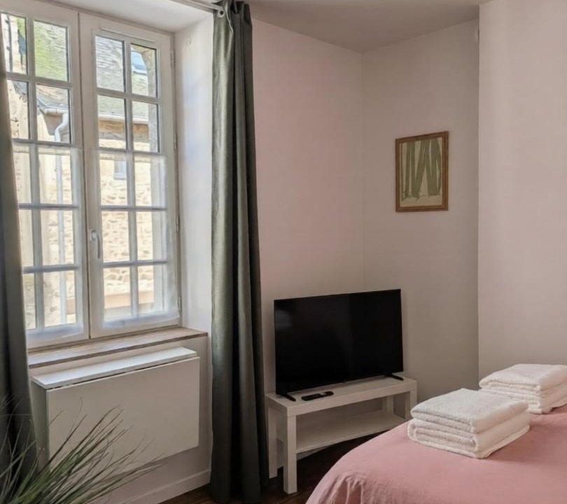 Photo of Bedroom in Saint-Aubin-du-Cormier