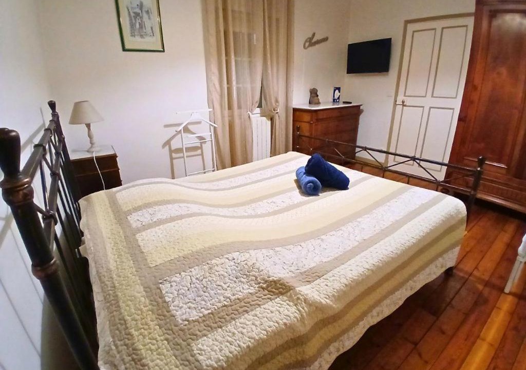 Photo of Bedroom in Piolenc