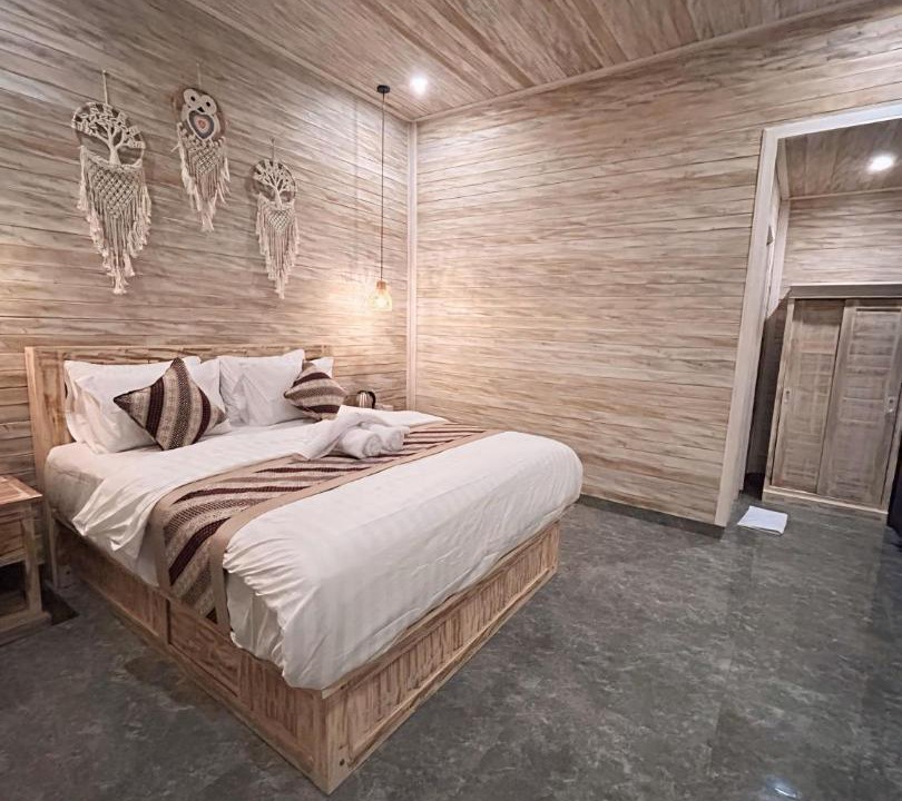 Photo of Others in Jungut Batu