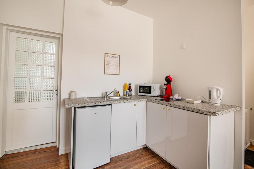 Photo of Kitchen in Saint-Laurent-sur-Sevre