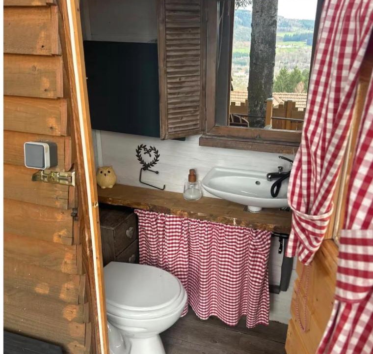 Photo of Bathroom in Granges-Aumontzey