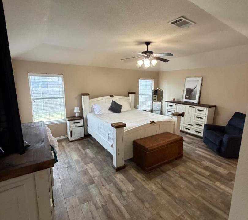 Photo of Bedroom in Burleson