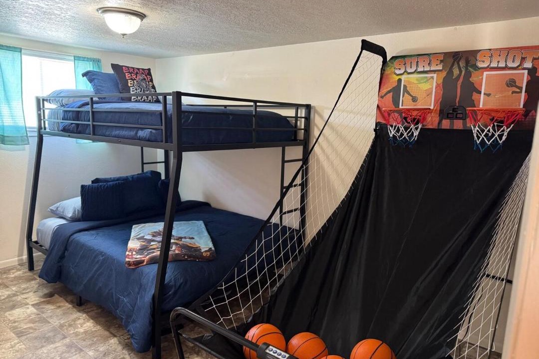 Photo of Bedroom in Lakeside
