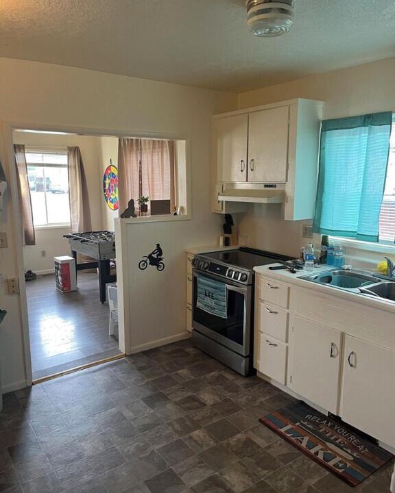 Photo of Kitchen in Lakeside