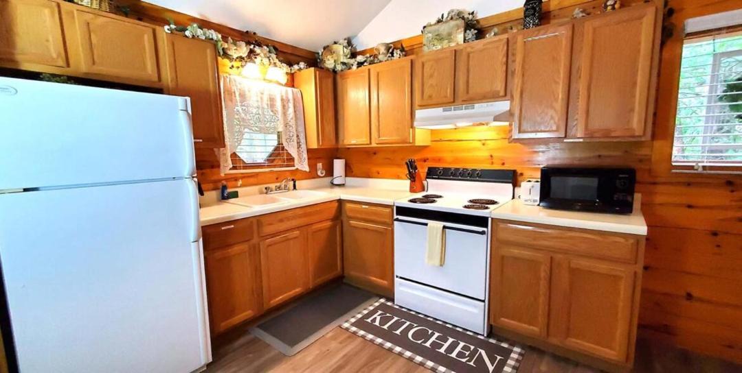 Photo of Kitchen in Eureka Springs