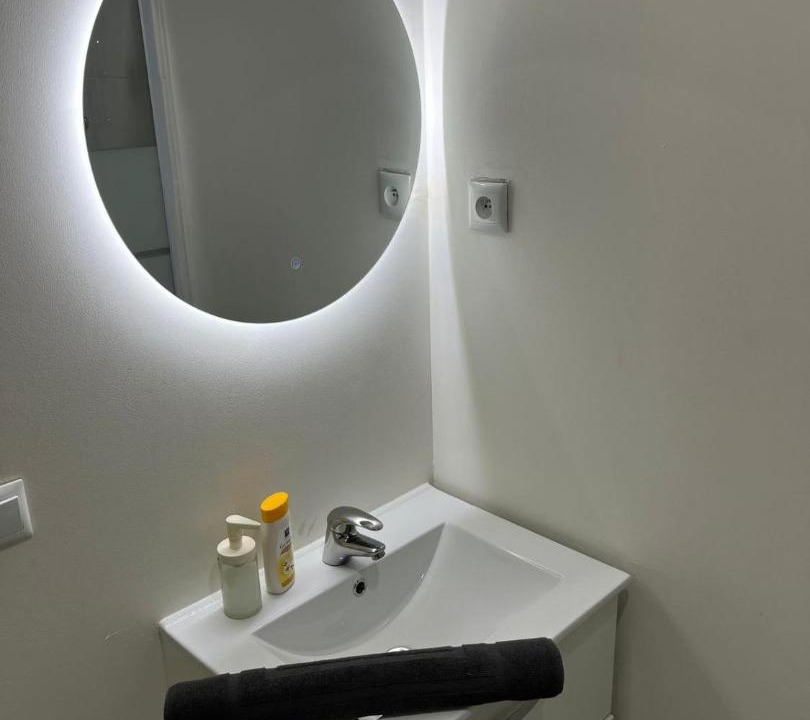 Photo of Bathroom in Villeneuve-Saint-Georges