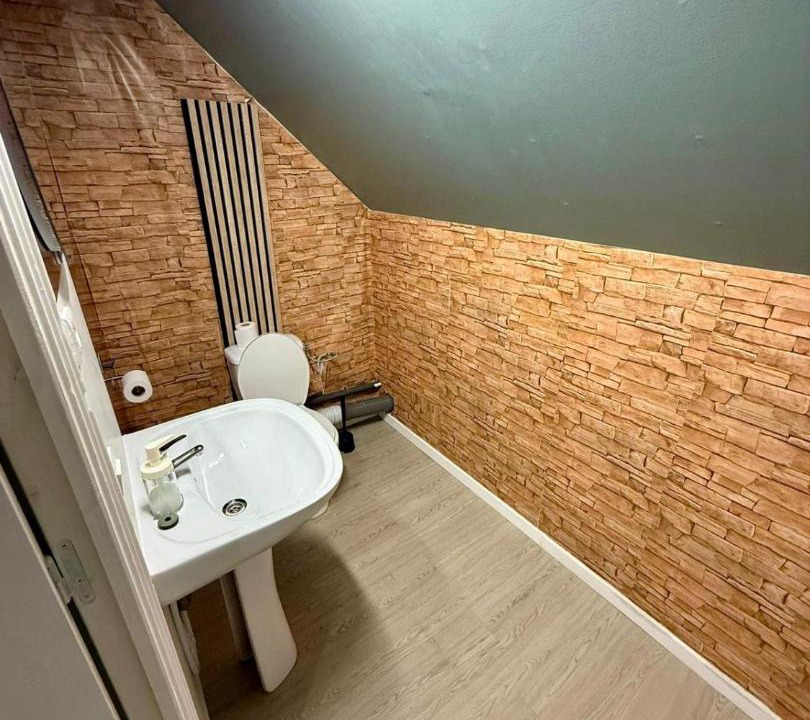 Photo of Bathroom in Villeneuve-Saint-Georges
