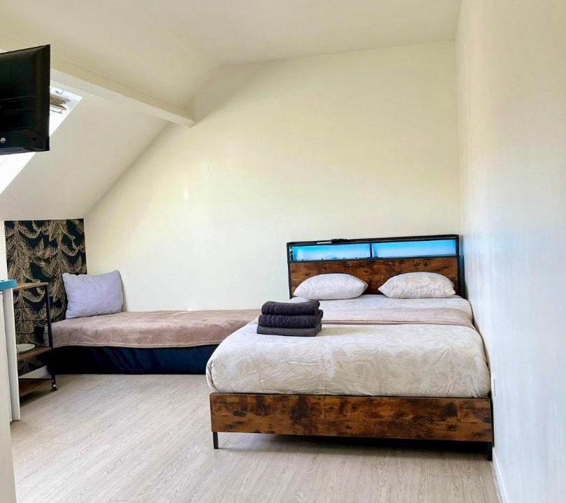 Photo of Bedroom in Villeneuve-Saint-Georges