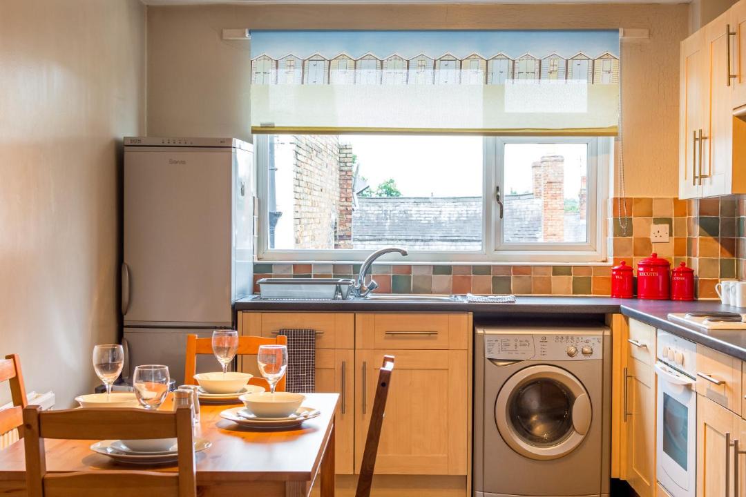 Photo of Kitchen in Linslade
