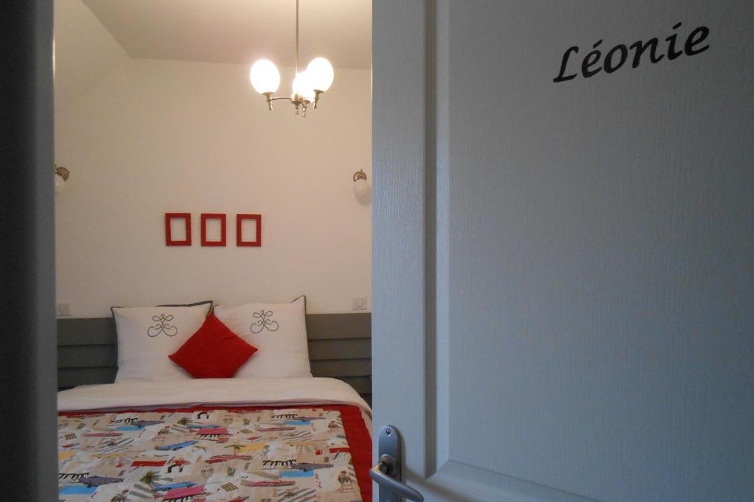 Photo of Bedroom in Ermenonville-la-Petite