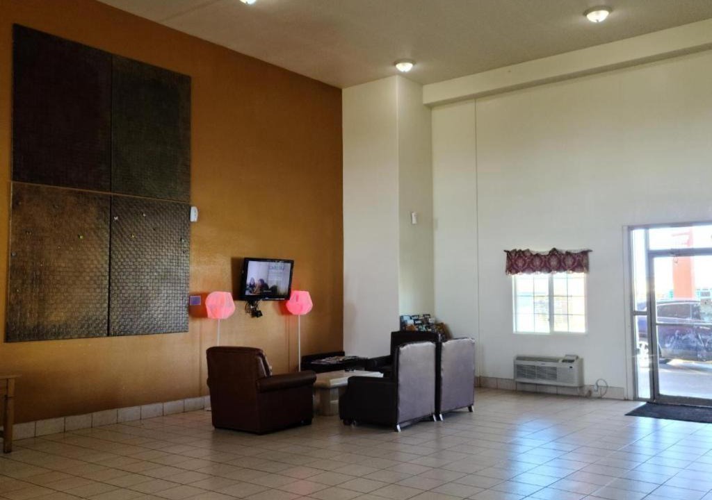 Photo of Livingroom in Salina