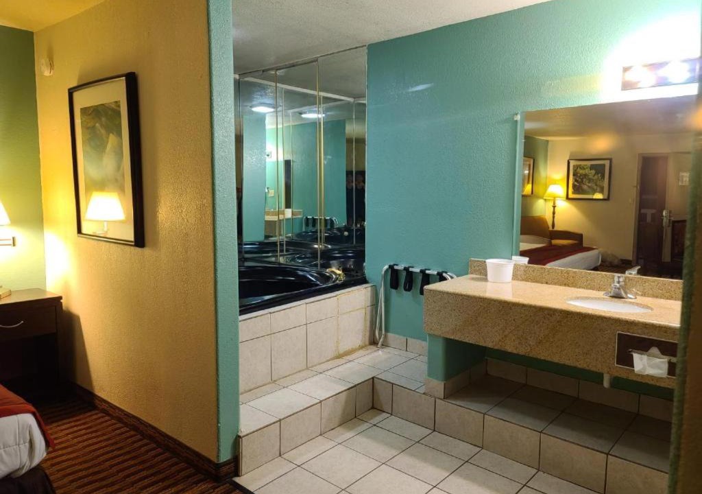 Photo of Bathroom in Salina