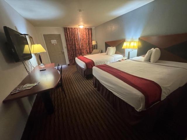 Photo of Bedroom in Salina