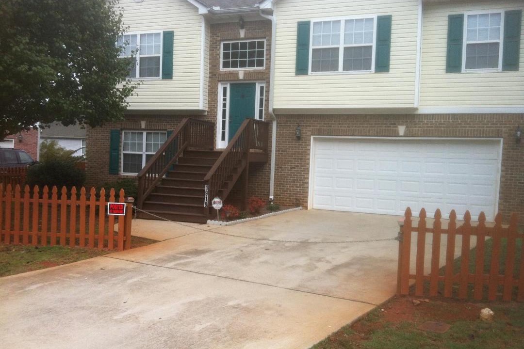 Photo of Buildings in Locust Grove