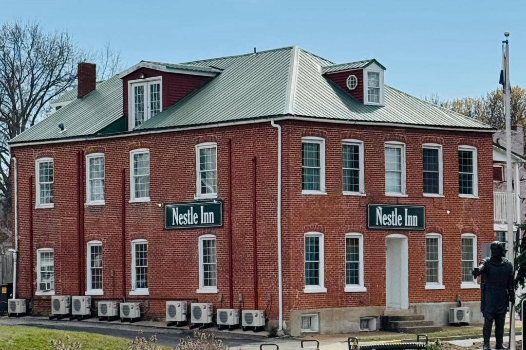 Photo of Buildings in Hermann