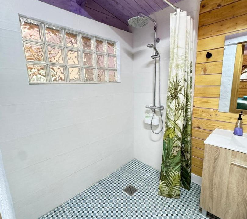 Photo of Bathroom in Osor