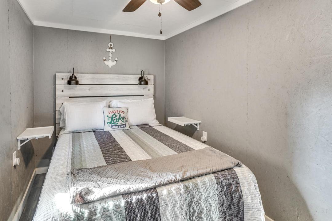 Photo of Bedroom in Gilbertsville
