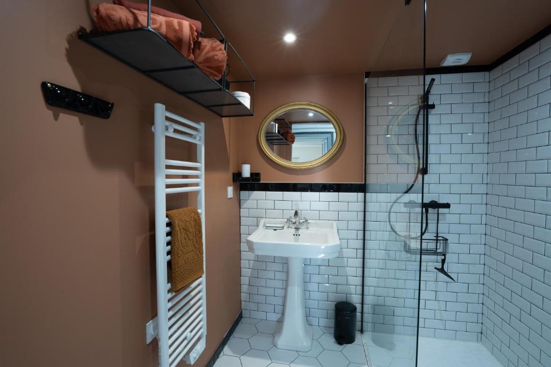 Photo of Bathroom in Saint-Gregoire