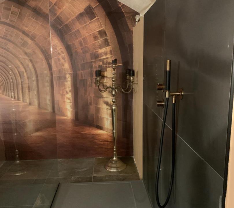 Photo of Bathroom in Port-Vendres