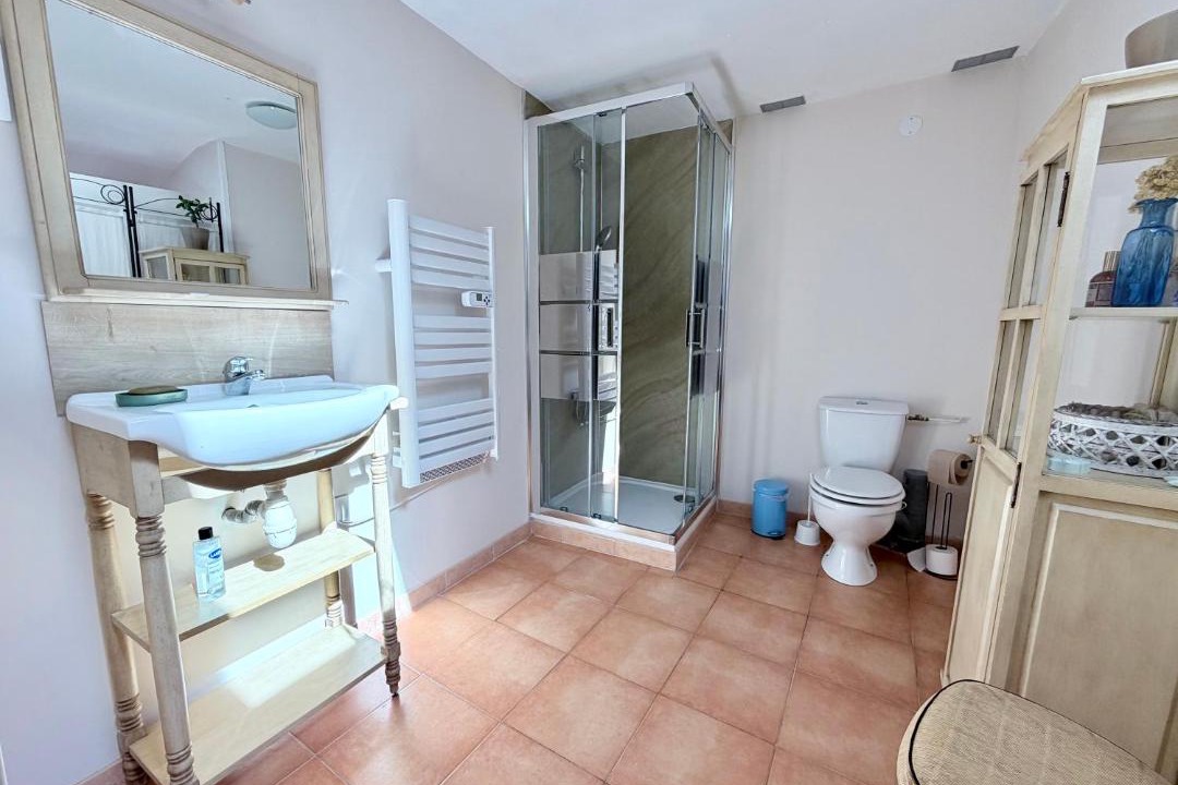 Photo of Bathroom in Peyruis