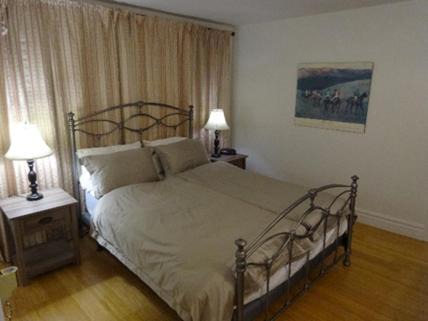 Photo of Bedroom in Dunham