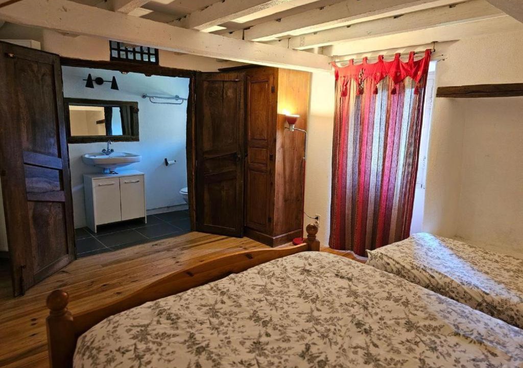 Photo of Bedroom in Eygluy-Escoulin