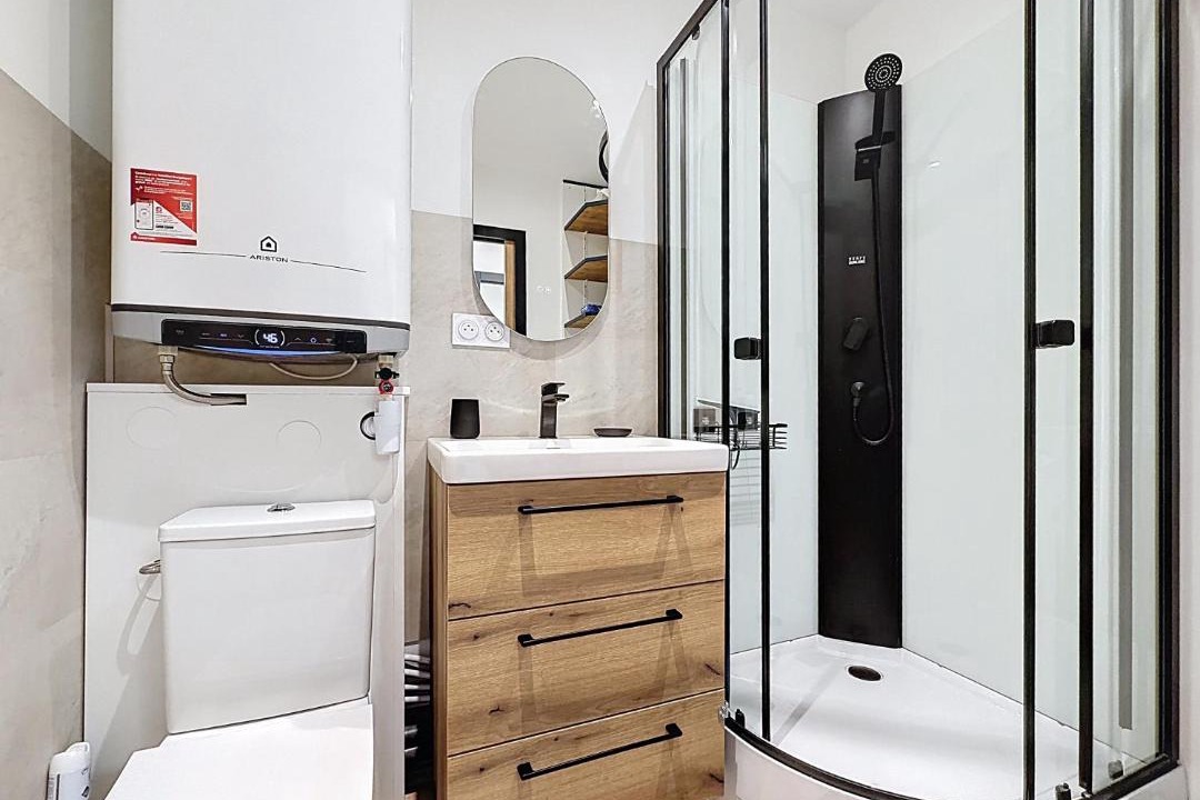 Photo of Bathroom in Le Grau-Du-Roi
