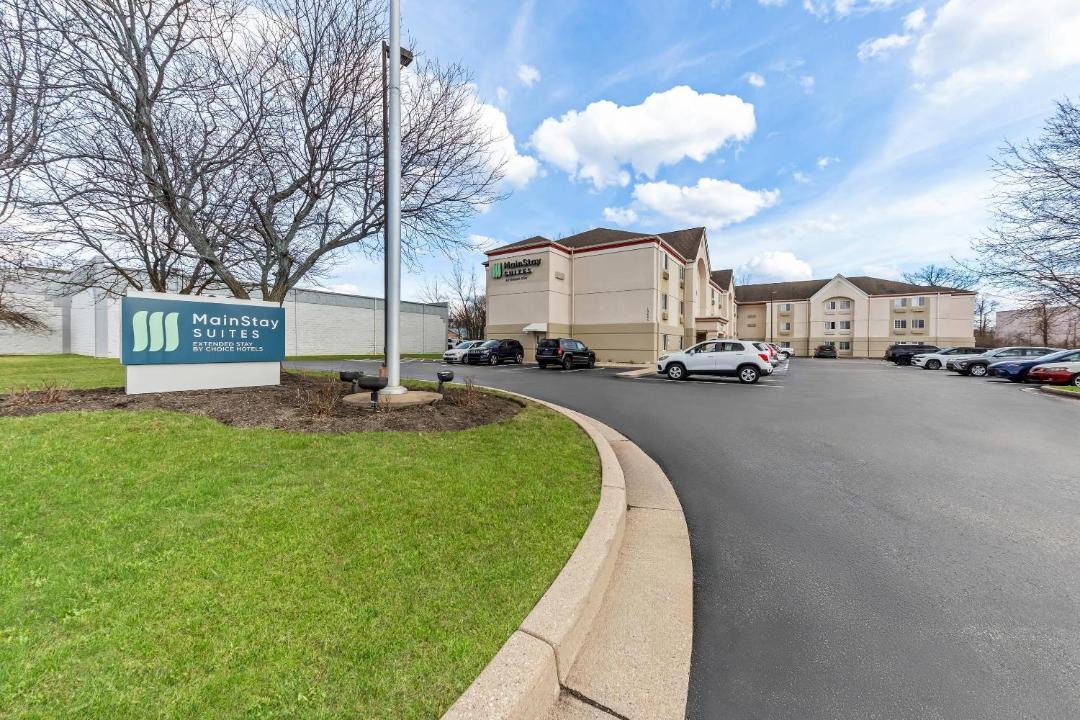 Photo of Buildings in Blue Ash