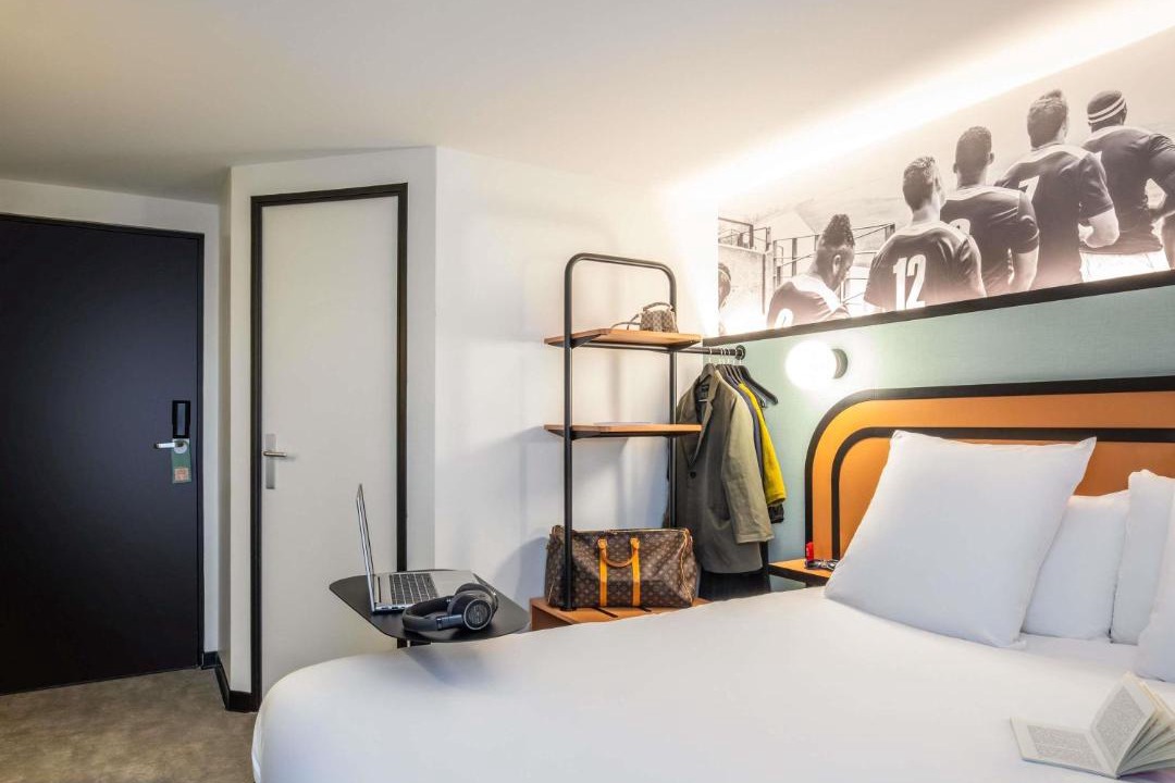 Photo of Bedroom in Colombes