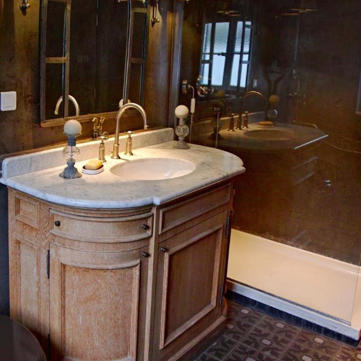 Photo of Bathroom in Asnieres-sur-Seine