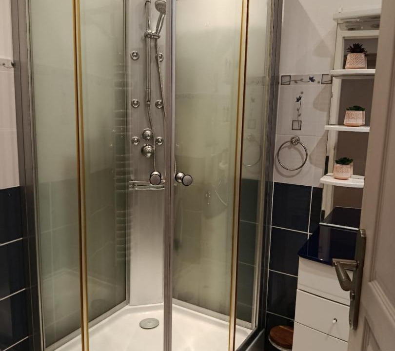 Photo of Bathroom in Aubigny-sur-Nere