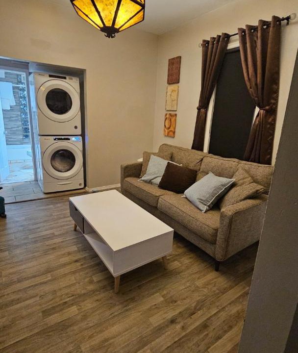 Photo of Livingroom in Powderhorn