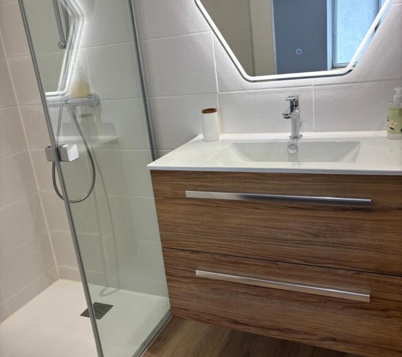 Photo of Bathroom in Cholet