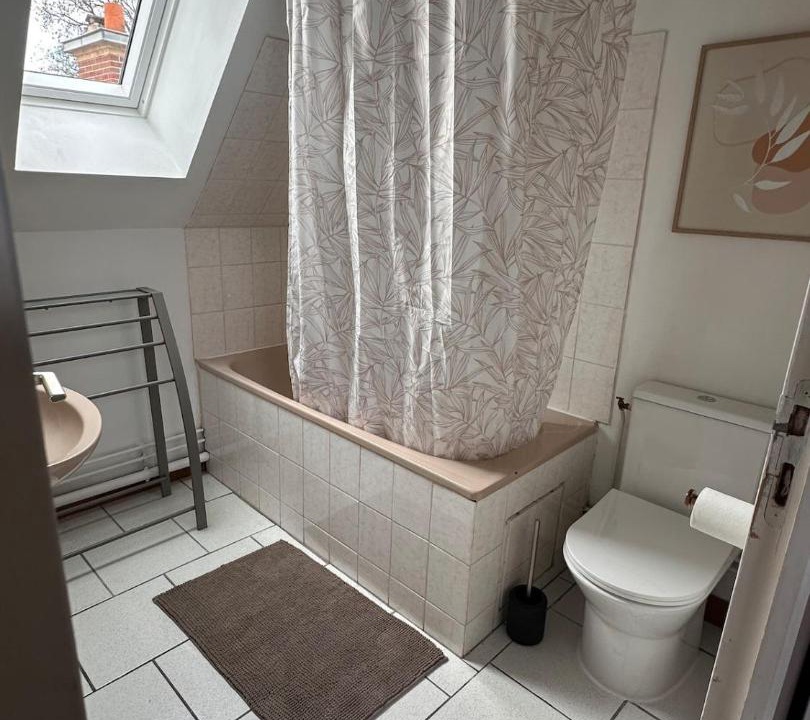 Photo of Bathroom in Maintenon